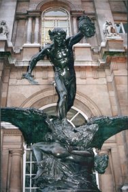 andromeda1.jpg (18795 bytes)